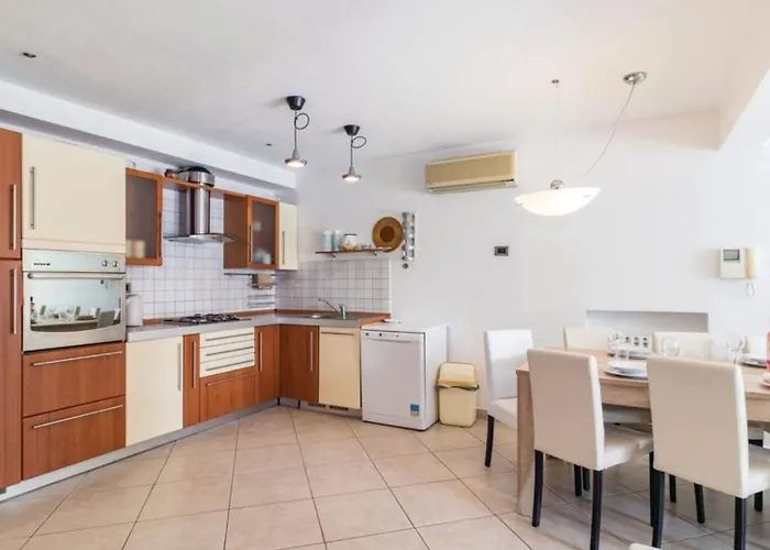 Veruda By Guide * Pola