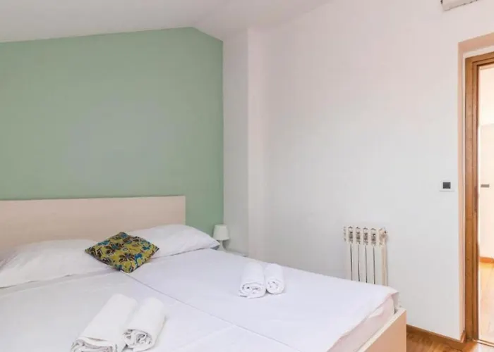 Vila Veruda By Guide *