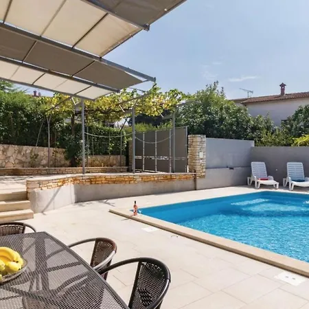 Veruda By Guide * بولا